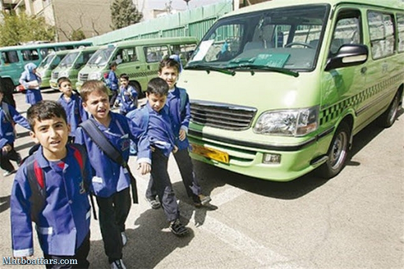 امسال مسئولیت سرویس مدارس شیراز برعهده شهرداری‌ است