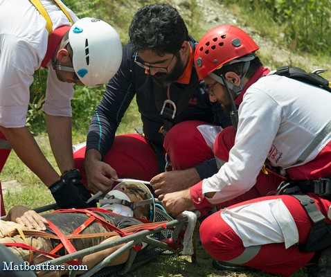 کوهنورد گرفتار در ارتفاعات جوادیه شیراز نجات یافت