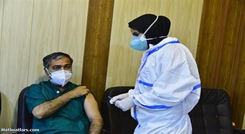 تزریق واکسن کرونا برای کادر درمان زندان‌های فارس آغاز شد
